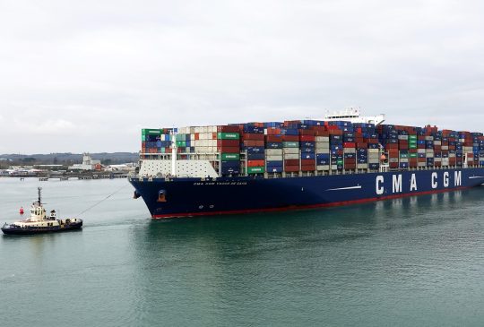 dassel-container-ship-4103368_1920