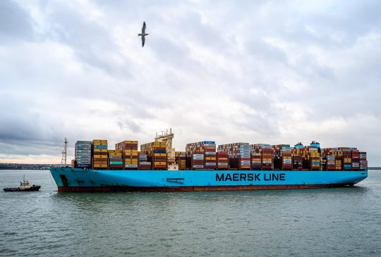 seatraveller-container-ship-6826183_1920